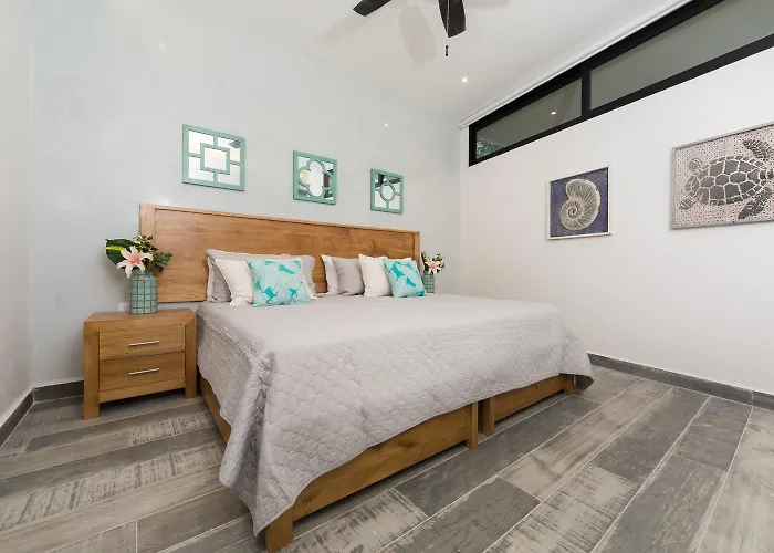 Villa Cgt - 5-bedroom In Exclusive Beachfront Community