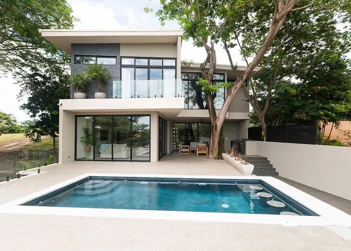 Villa Cgt - 5-bedroom In Exclusive Beachfront Community Tamarindo