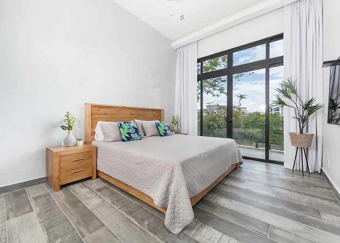 Cgt - 5-bedroom In Exclusive Beachfront Community Villa *