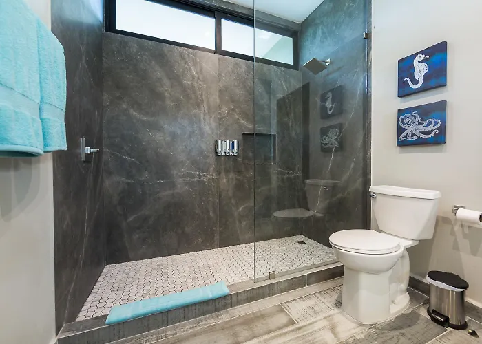 Villa Cgt - 5-bedroom In Exclusive Beachfront Community Tamarindo