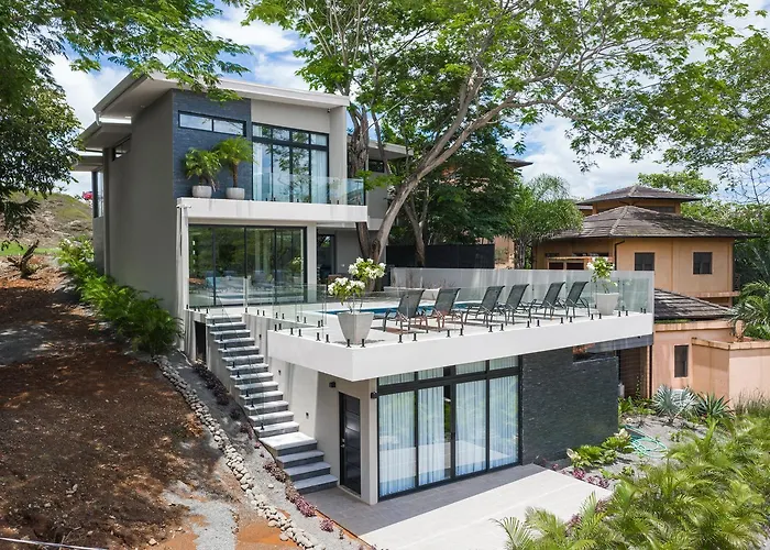 Cgt - 5-bedroom In Exclusive Beachfront Community Tamarindo